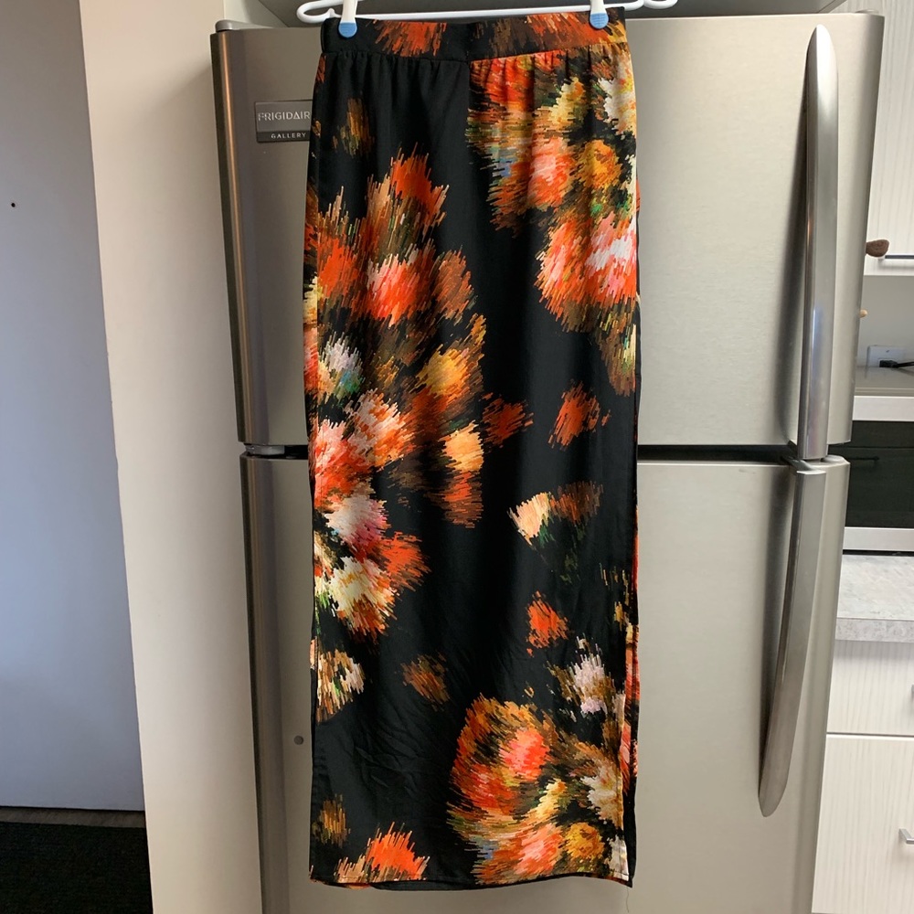 Maxi skirt